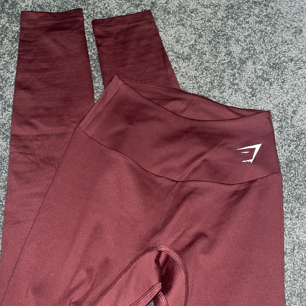 Gymshark burgundy Training leggings XS like new!